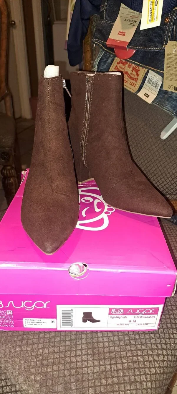 Sugar Nightlife Dark Brown Micro Suede Pointed Toe Ankle Boots 8M NIB